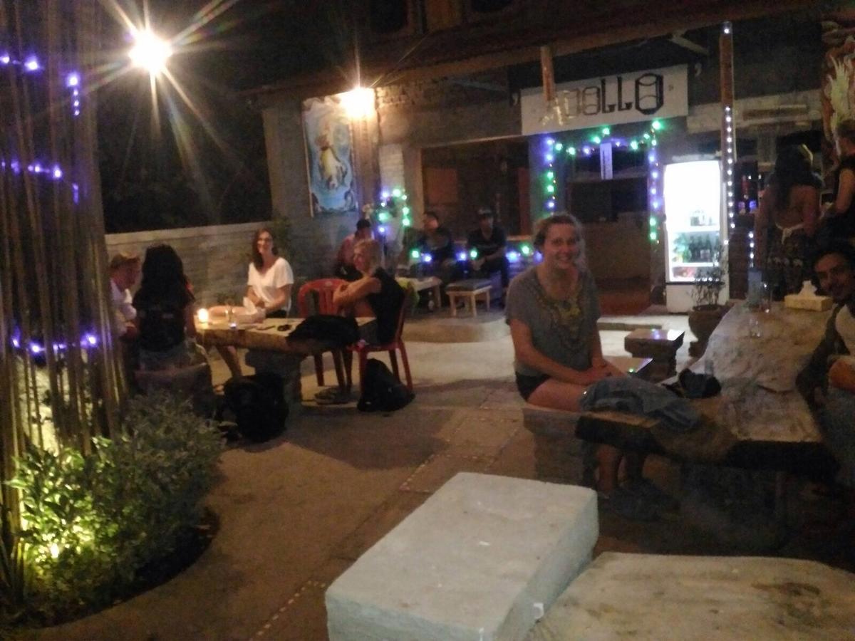 Apollo Hostel 러비나 외부 사진
